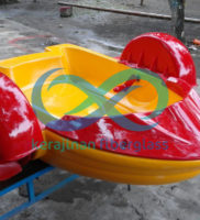 Sepeda Air Permainan Bebek Air – Jual Perahu Fiberglass Harga Murah
